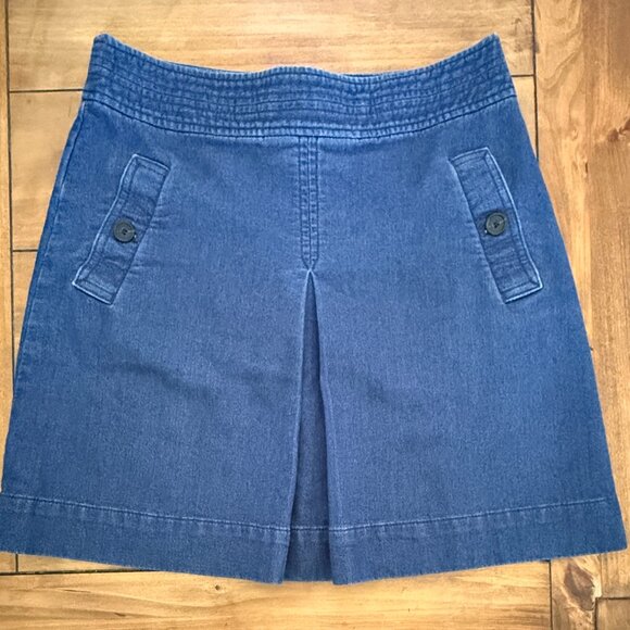 LOFT Denim Blue Jean Skirt Sz 4 Front Button Pockets, Back Zipper, Pleated front - Picture 1 of 6